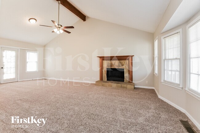 Photo - 5029 Shelley Ct NE