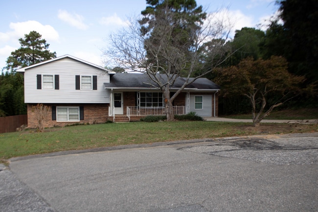 Building Photo - 5704 Selkirk Pl