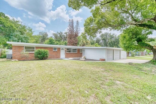 Building Photo - 2517 Palm Ave