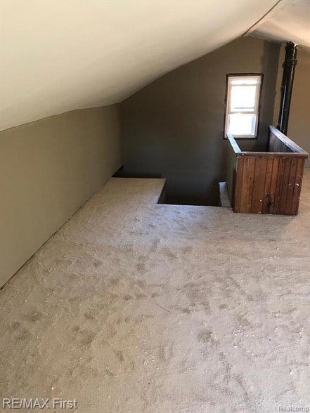 Photo - 13934 Montrose St