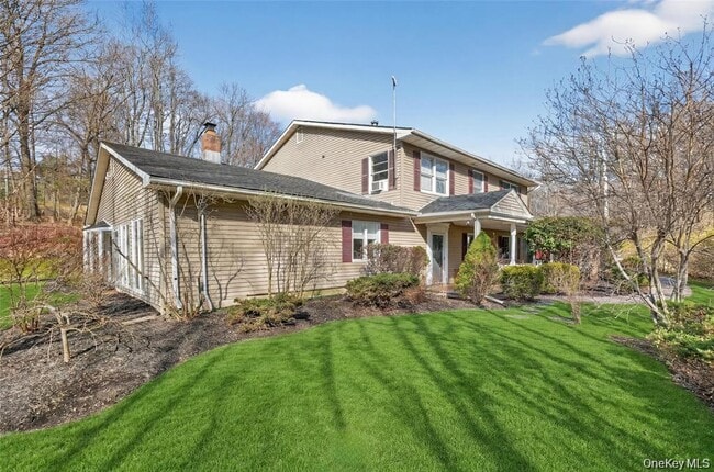 Photo - 155 Roselawn Rd