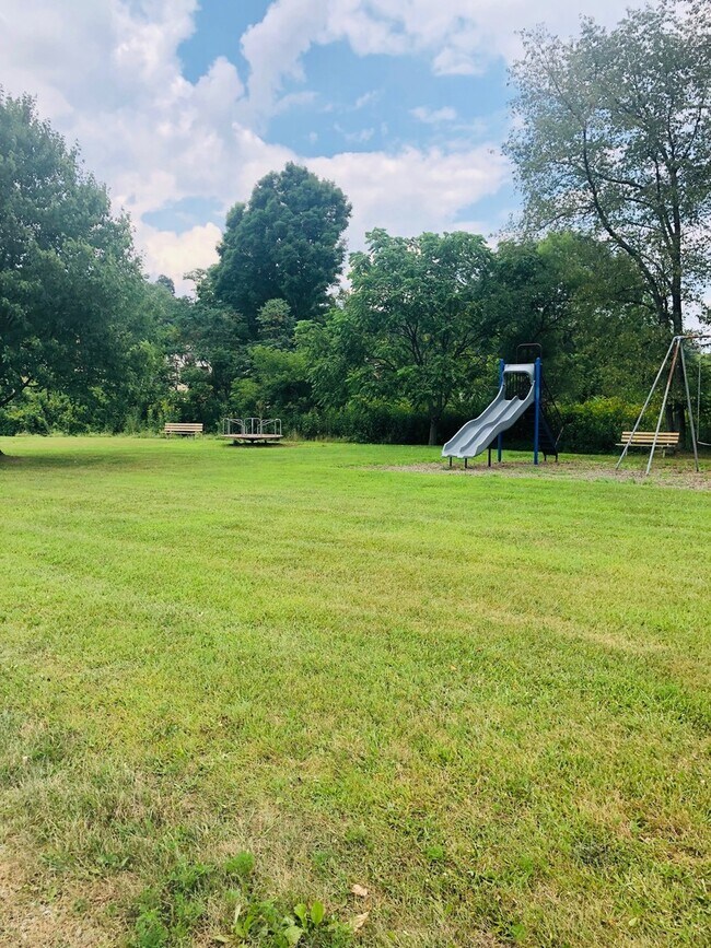 Photo - 3 Bedroom Home in Great School District!