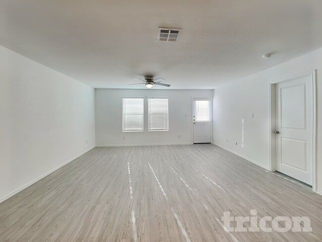 Photo - 12911 Hyssop Mdw