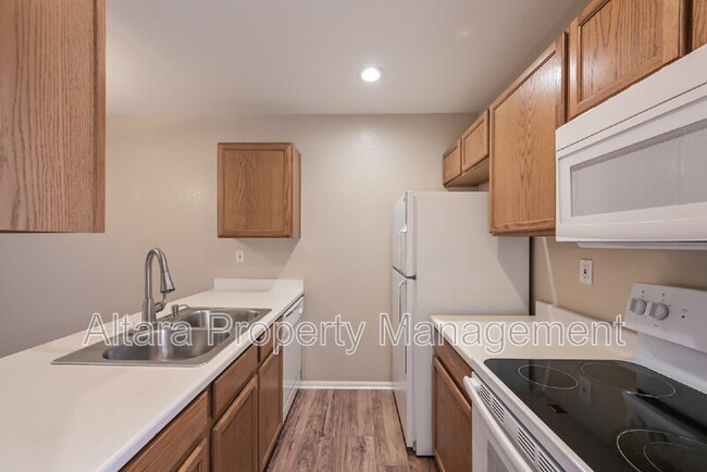 Photo - 407 S Memphis Way Unit Apt 203