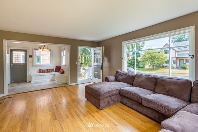 Photo - Live 5-Minutes from WWU — Roommate-Friendly Home Near Downtown Bellingham