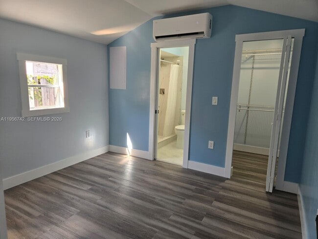 Photo - 9650 SW 163rd St Unit B