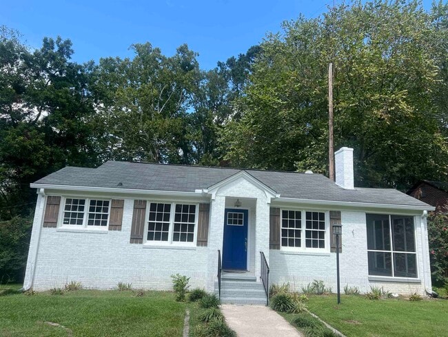 Building Photo - 515 Greenville St Rental