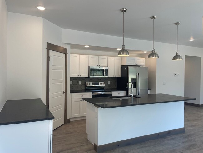 131 Whiskey Wy Unit A