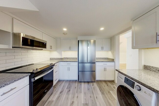 Photo - 89 Harrison Ave Unit C