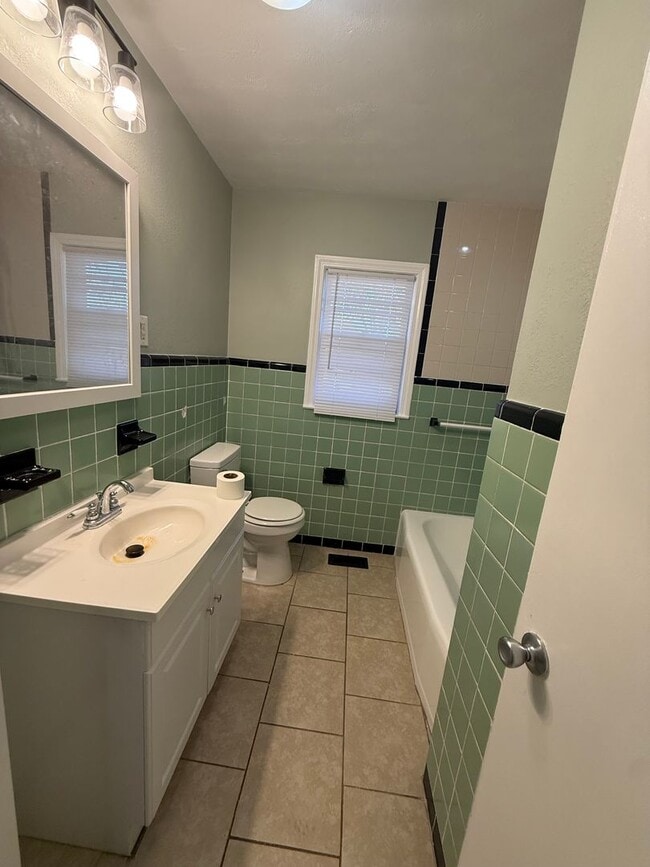 Photo - Freshly Updated 3 Bedroom 1 Bathroom Home in Decatur!