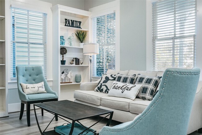 Photo - 1208 Avenue K