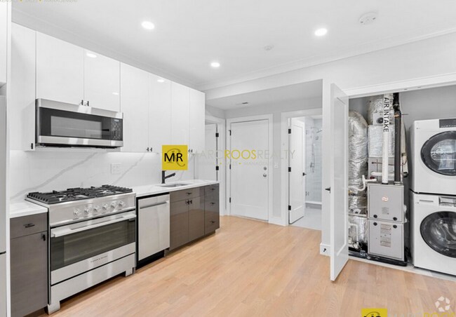 Building Photo - 535 Newbury St Unit 6 Rental