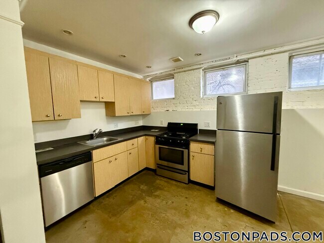 Photo - 72 Frankfort St Unidad B