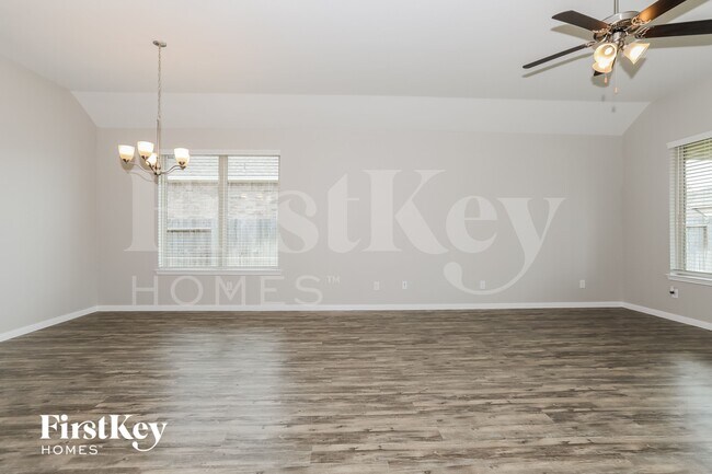 Photo - 14221 Rainier Peak Crossing