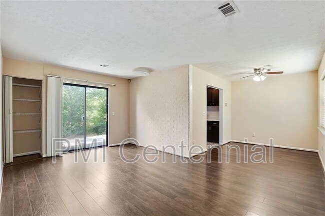 Photo - 76 Sandalwood Cir