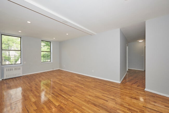 Photo - 1511-1521 Sheridan Ave