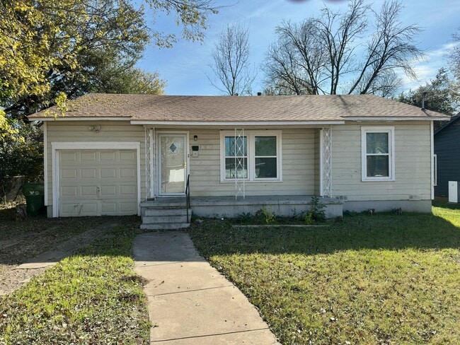 Building Photo - 2612 Alice Ave