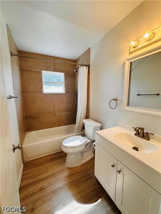 Photo - 4931 Vincennes Ct Unit 7