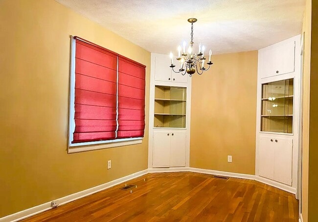 Photo - 3 Bed 2 Bath in Jville!