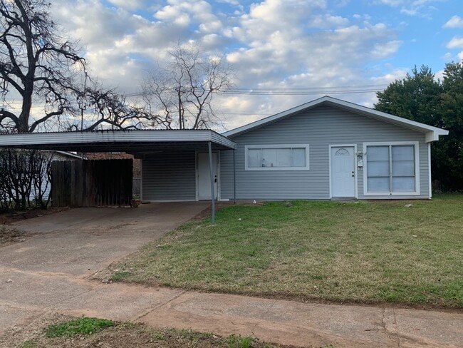 Building Photo - HOME SWEET HOME... Close to Barksdale Air Force Base