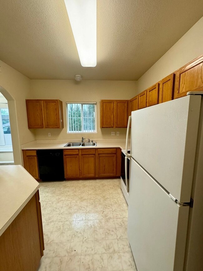 Photo - Gated West Side 2 bedroom/2 bath condo