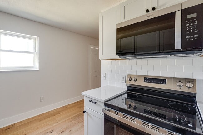 Photo - 1516 Springvale Rd Unit 1