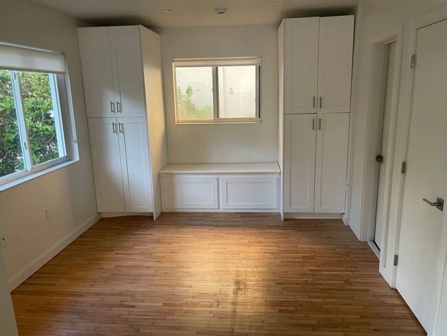 Photo - 135 Zamora Ave