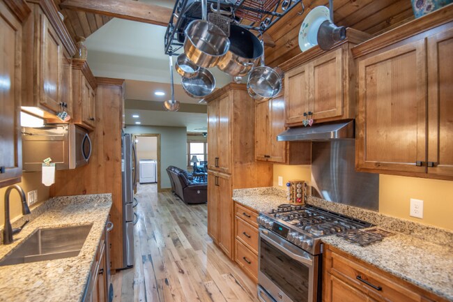 Photo - 148 Westwood Acres Dr