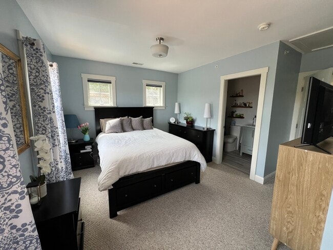 Photo - 337 Mount Support Rd