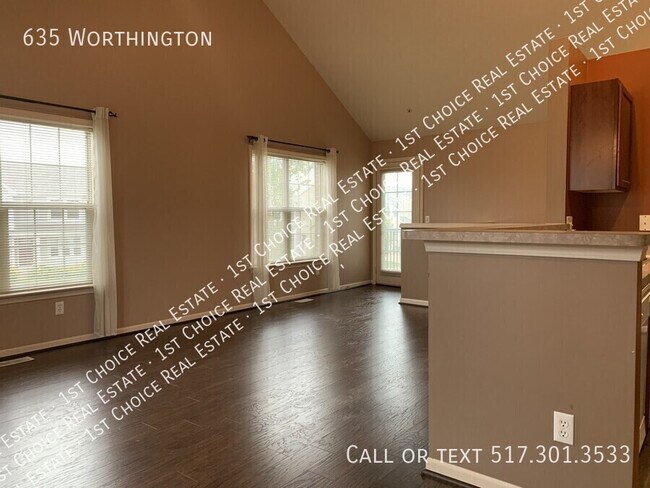 Photo - 635 Worthington-
