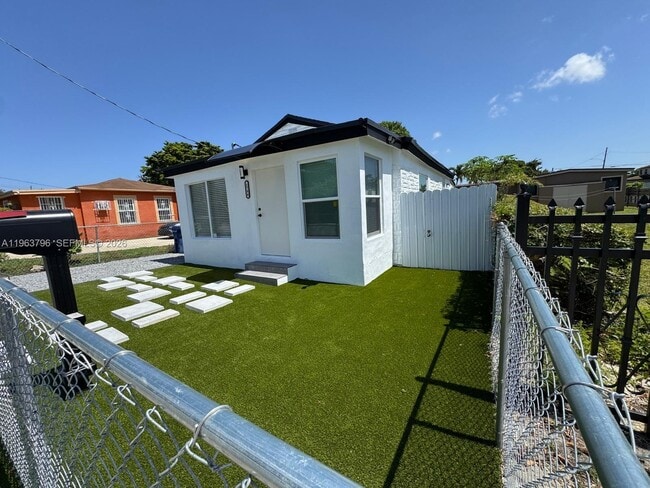 Photo - 1794 NW 74th Ter