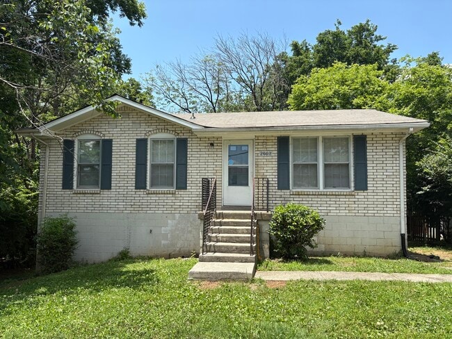 Photo - 2602 Oakwood Ave House