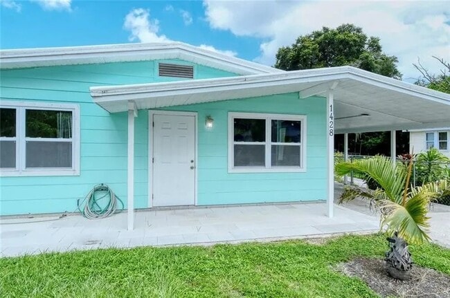 Photo - 1428 16th St W