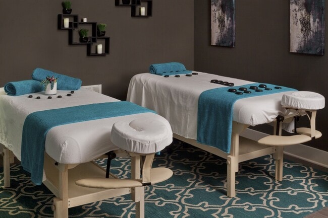 Private Relaxation Massage Room