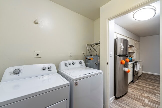 Arches Apartment Homes