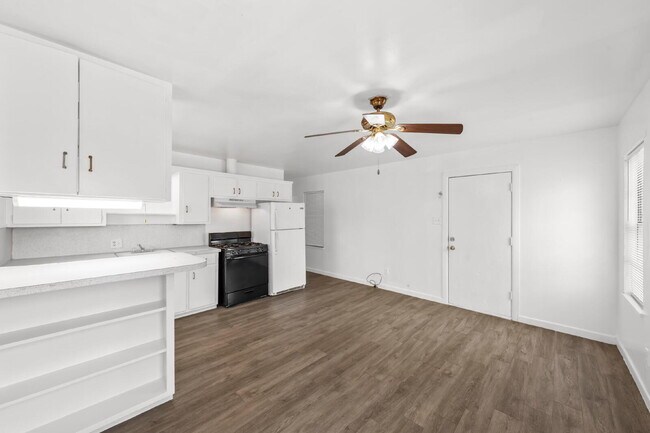 Updated 1-Bed Apartment with Private Entry and Huge Storage Room