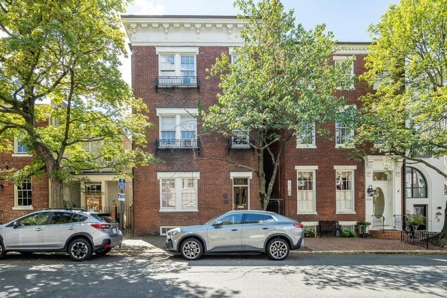 Photo - 310 Prince St