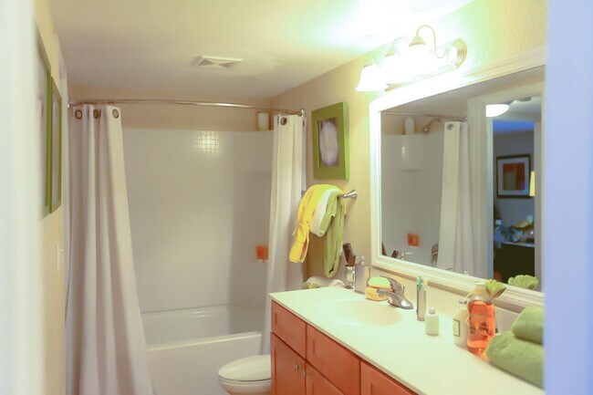 Photo - Signal Point Apartments