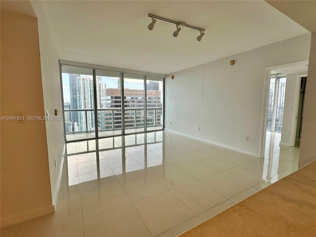 Photo - 495 Brickell Ave Unit 4011