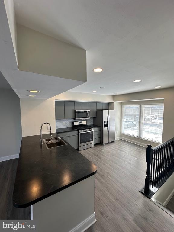 Photo - 650 Corsica Ave