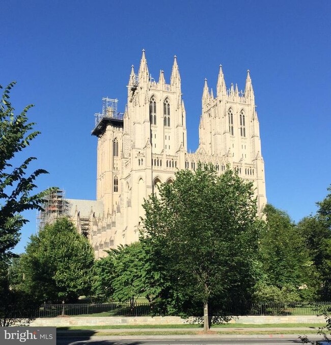 Photo - 3030 Wisconsin Ave NW Unidad 2