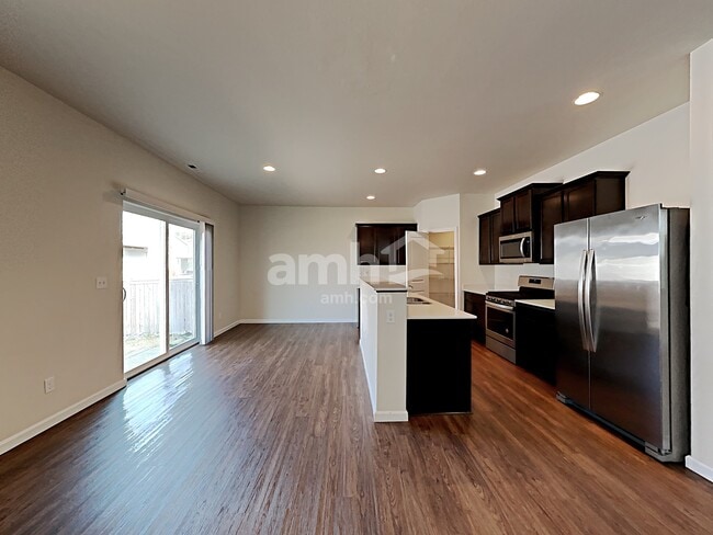 Photo - 11033 191st St Ct E