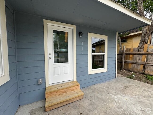 Building Photo - Move in June 10th 2025!! Beautiful 3 bedr... Rental