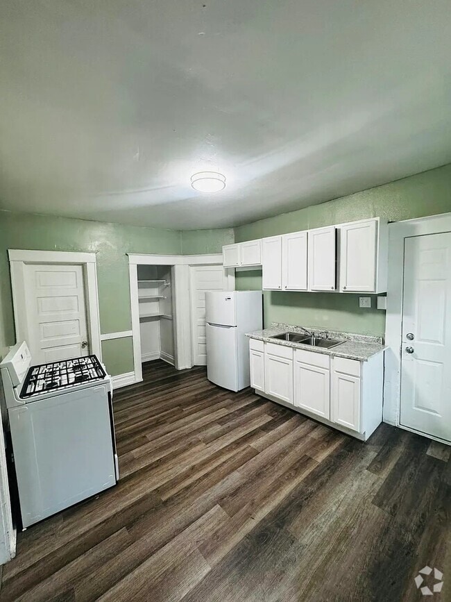 Building Photo - 1610 62nd St Unit 1 Rental