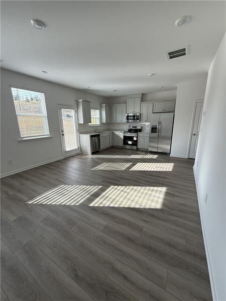 Photo - 180 Milledge Cmns Dr NE