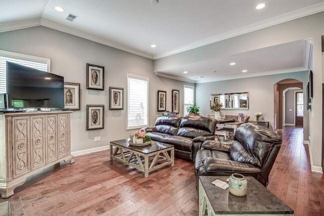 Photo - 85 Nokes Dr House