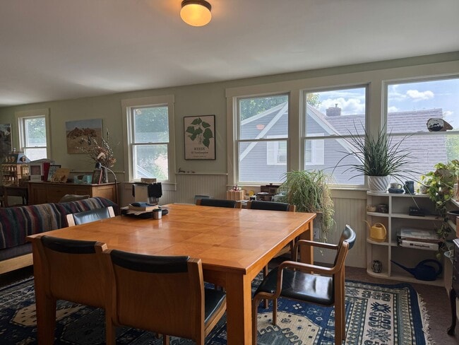 Photo - Furnished 3 bedroom home in Lebanon