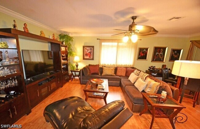 27750 Hacienda E Blvd Unidad 208B