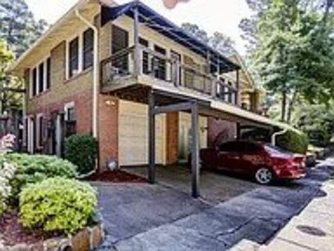 Photo - 1201 Kavanaugh Blvd