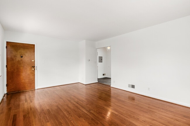 Photo - King Ave Flats